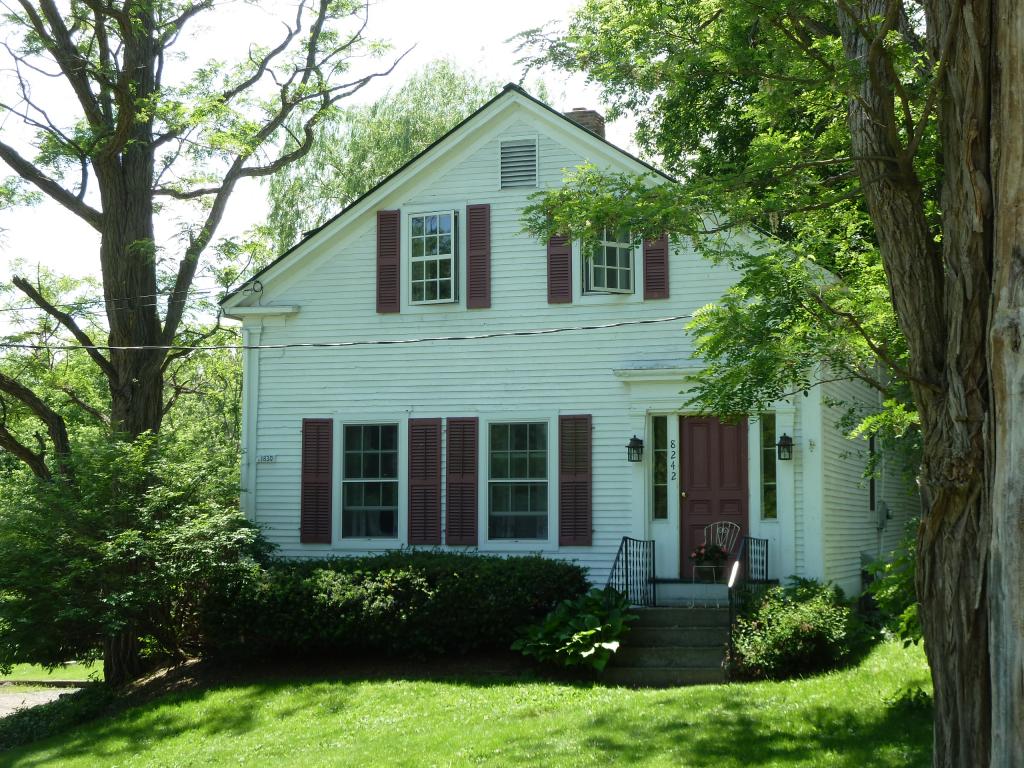 8242 Williston Road Williston, VT 05495 - Photo 2 of 34