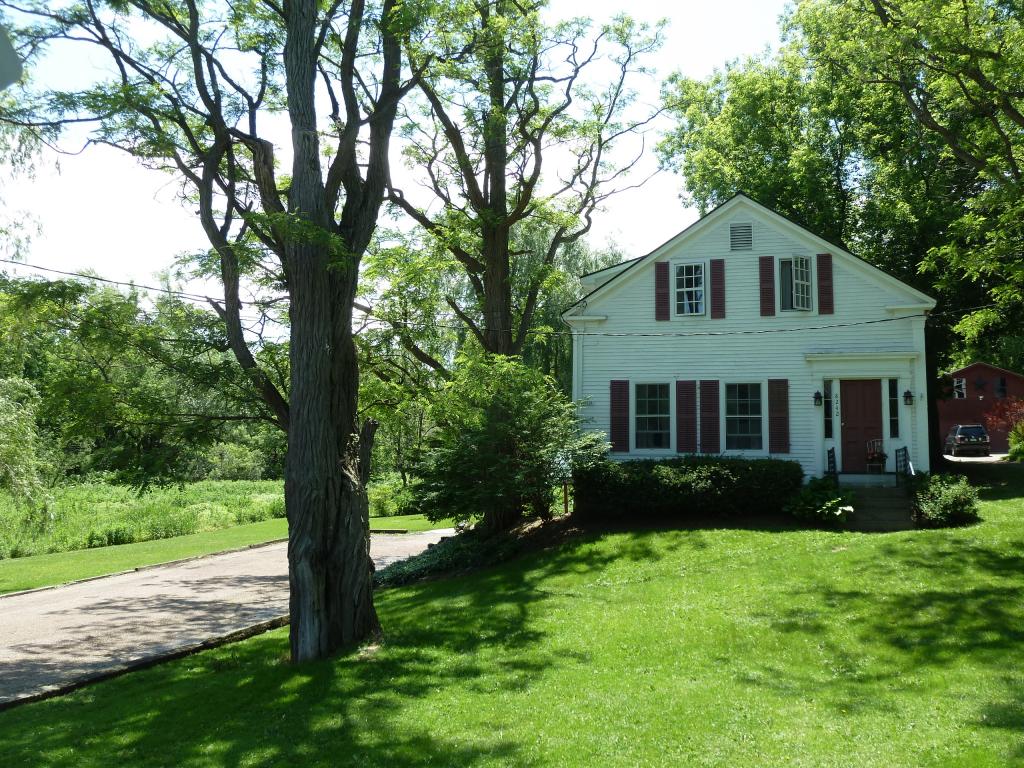 8242 Williston Road Williston, VT 05495 - Photo 13 of 34
