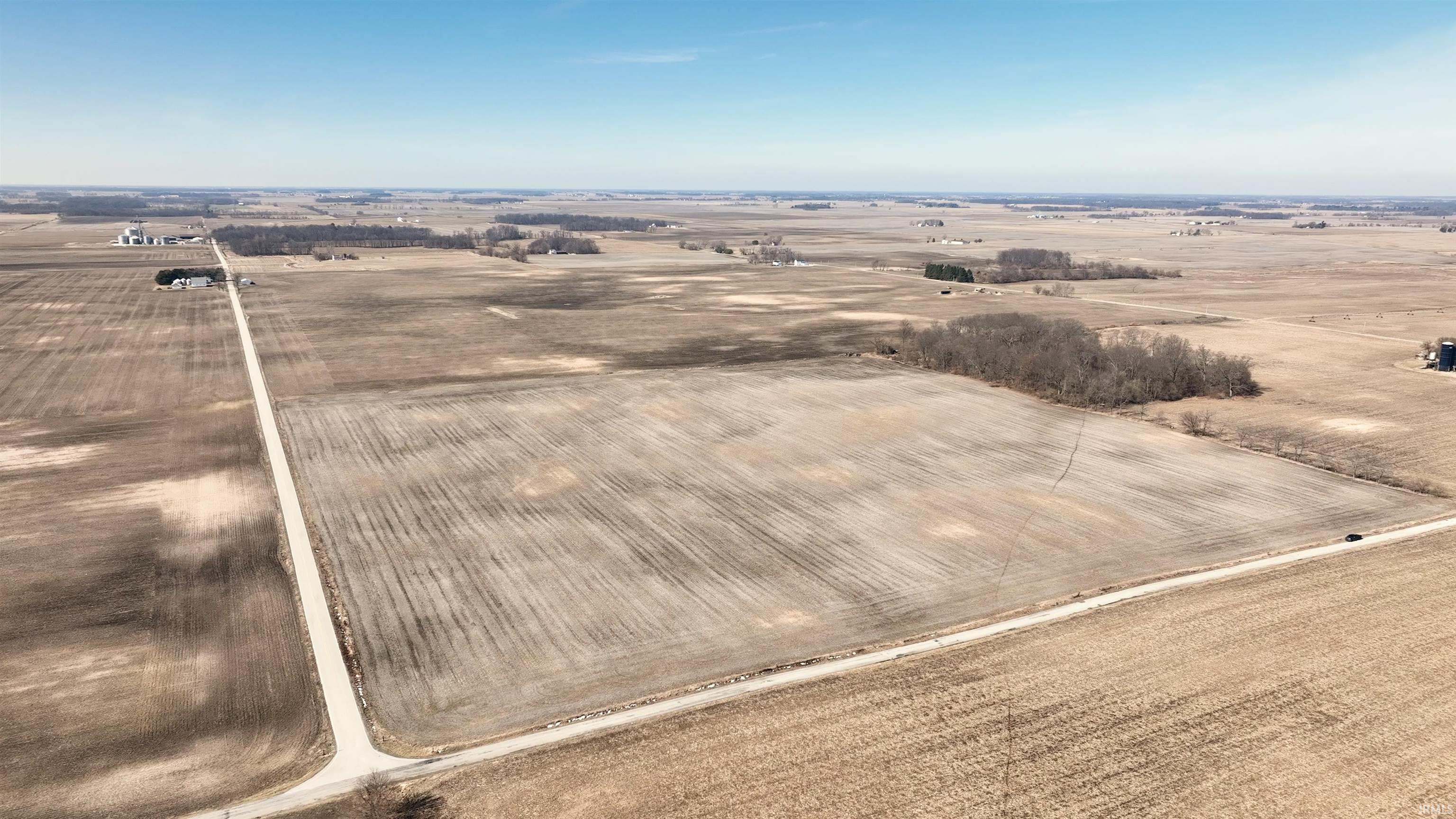 400 W Road Kewanna, IN 46939 - Photo 3 of 10