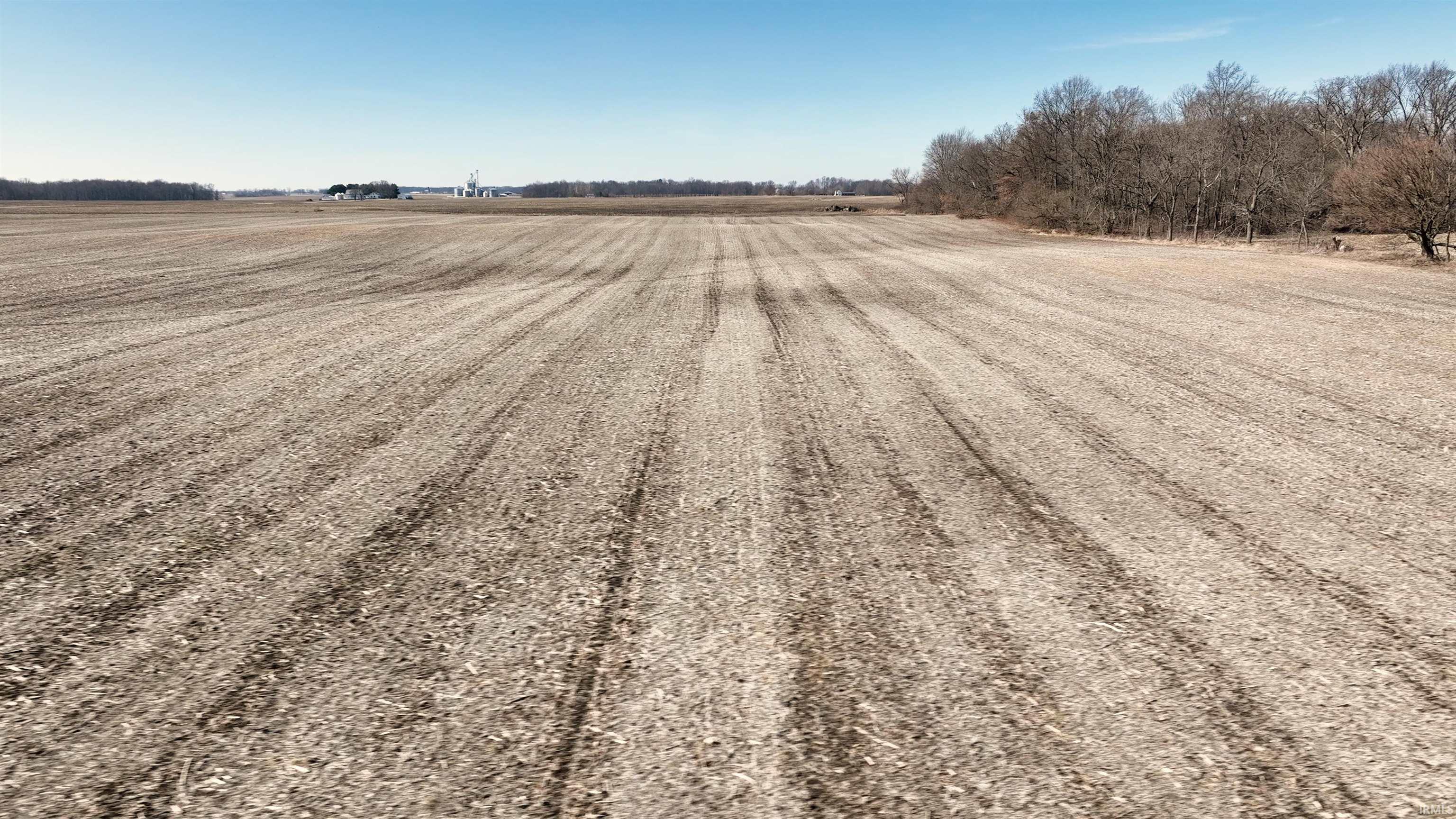 400 W Road Kewanna, IN 46939 - Photo 4 of 10