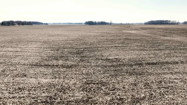 400 W Road, Kewanna, IN 46939