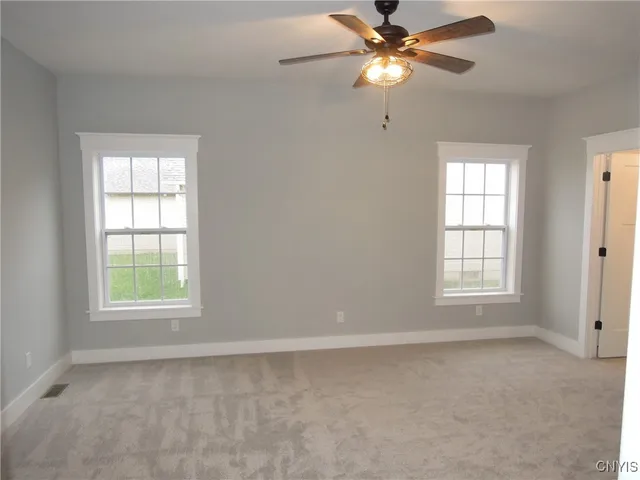 $578,935 | 8541 Angus Path, Cicero, NY 13039