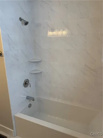 $578,935 | 8541 Angus Path, Cicero, NY 13039