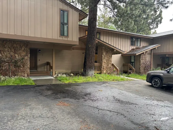 $639,500 | 3252 Chateau Road, Unit #2, Mammoth Lakes, CA 93546