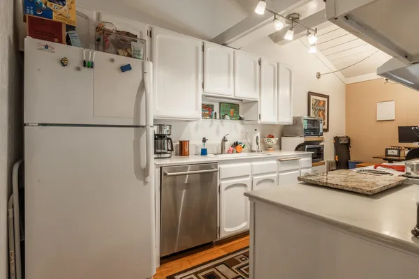 $639,500 | 3252 Chateau Road, Unit #2, Mammoth Lakes, CA 93546