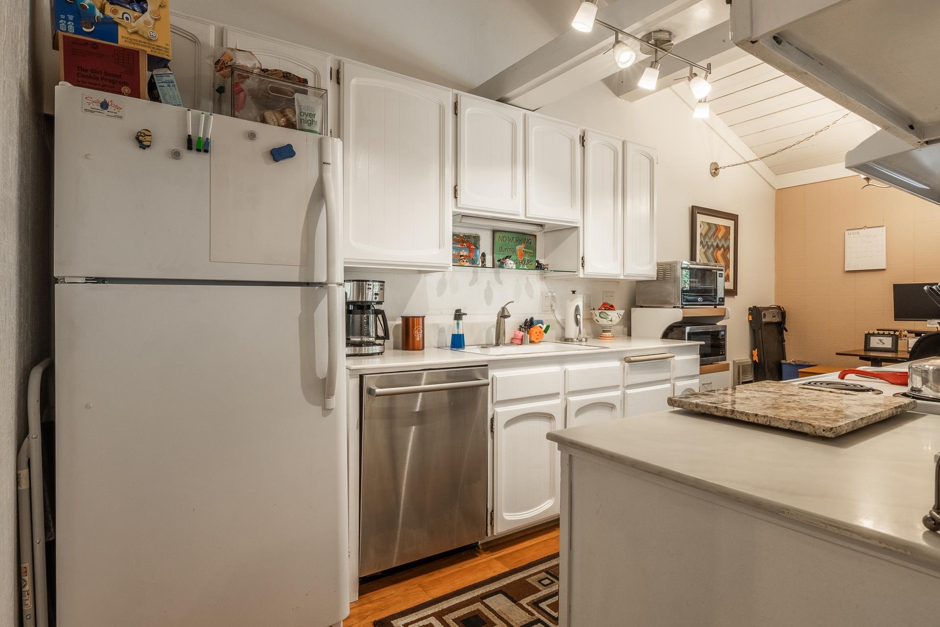 3252 Chateau Road, Unit #2 Mammoth Lakes, CA 93546 - Photo 20 of 52