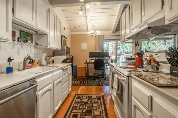 $639,500 | 3252 Chateau Road, Unit #2, Mammoth Lakes, CA 93546