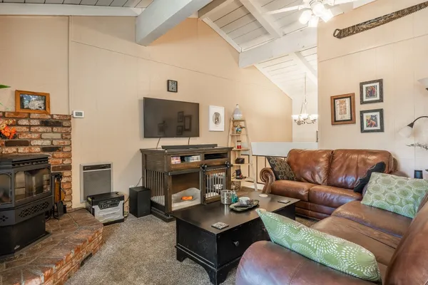 $639,500 | 3252 Chateau Road, Unit #2, Mammoth Lakes, CA 93546