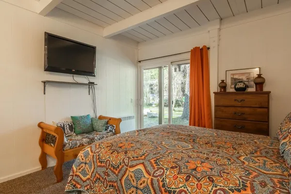 $639,500 | 3252 Chateau Road, Unit #2, Mammoth Lakes, CA 93546