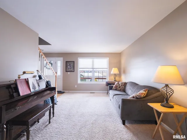 $425,000 | 1415 Kelly Lane, Metamora, IL 61548