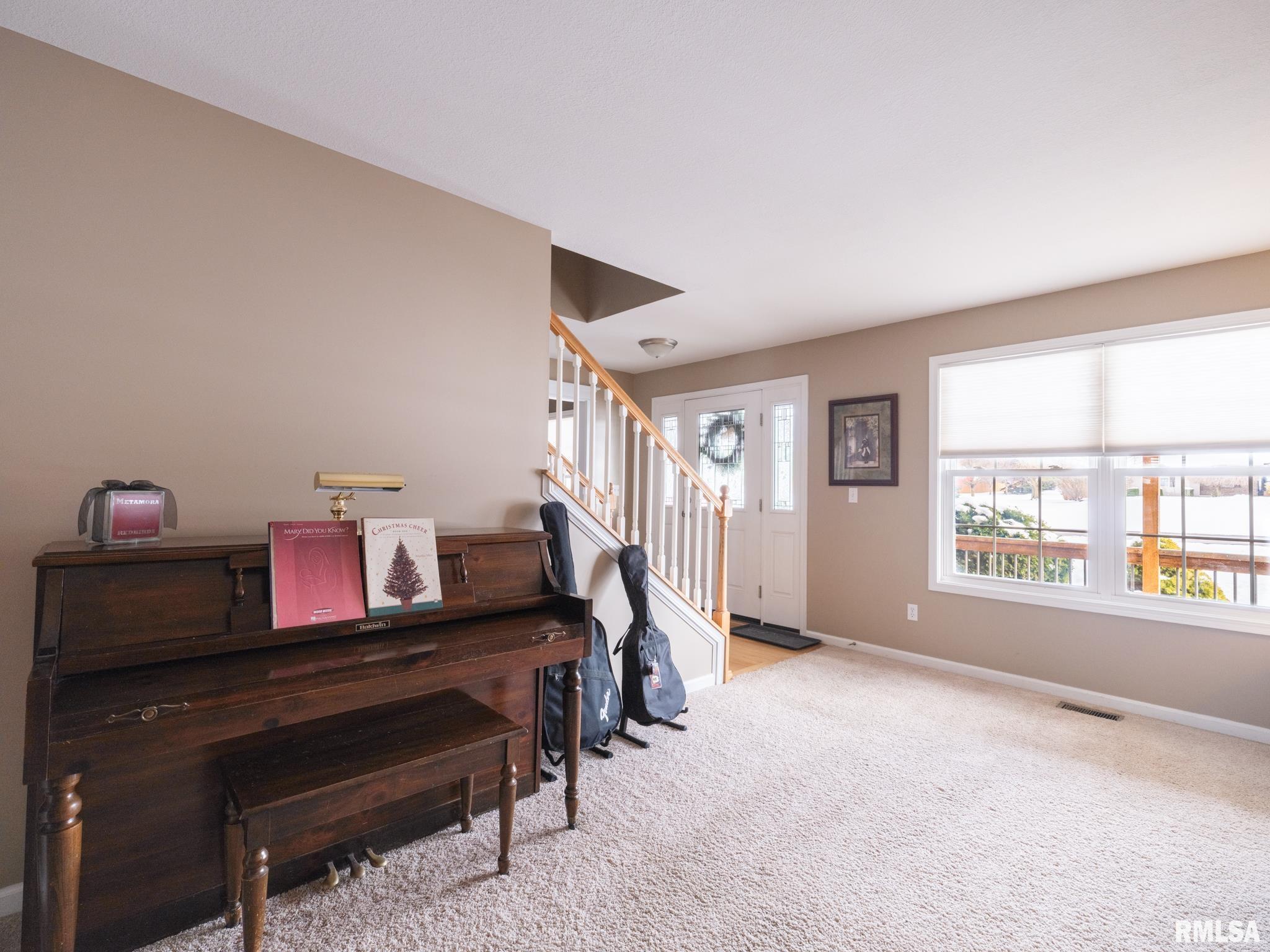 1415 Kelly Lane Metamora, IL 61548 - Photo 12 of 72