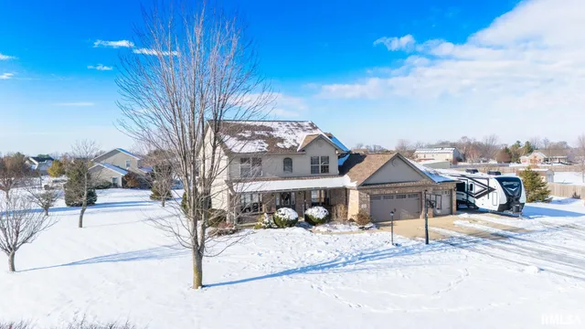 $425,000 | 1415 Kelly Lane, Metamora, IL 61548