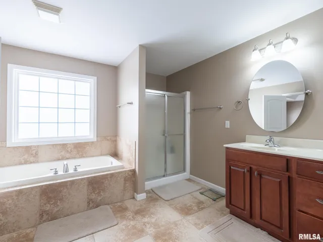 $425,000 | 1415 Kelly Lane, Metamora, IL 61548