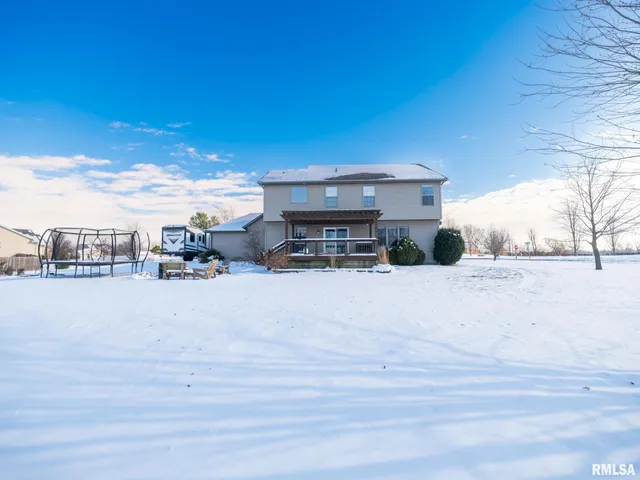 $425,000 | 1415 Kelly Lane, Metamora, IL 61548