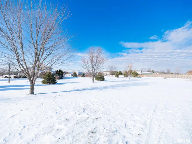 $425,000 | 1415 Kelly Lane, Metamora, IL 61548