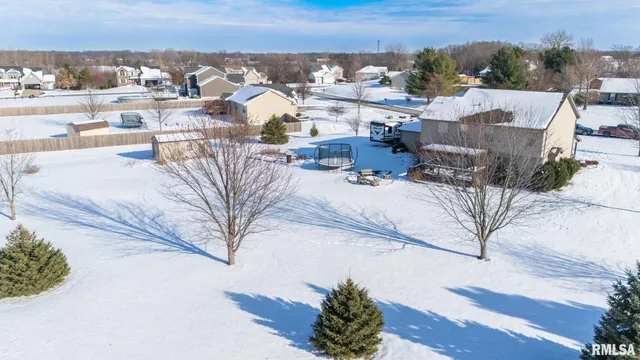 $425,000 | 1415 Kelly Lane, Metamora, IL 61548