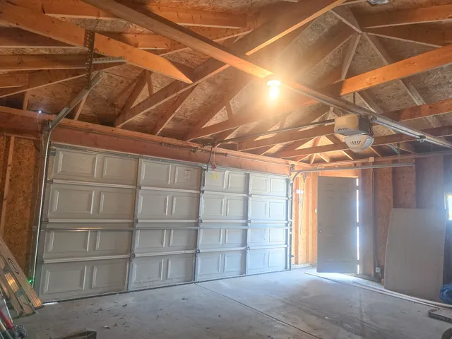 $314,900 | 9451 Lawndale Avenue, Evergreen Park, IL 60805