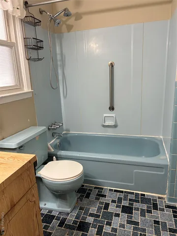 $2,600 | 43 2nd Street, Unit 2, Ronkonkoma, NY 11779