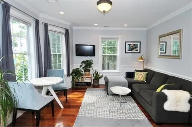 $2,800 | 613-615 Dorchester Avenue, Unit 2, Boston, MA 02127