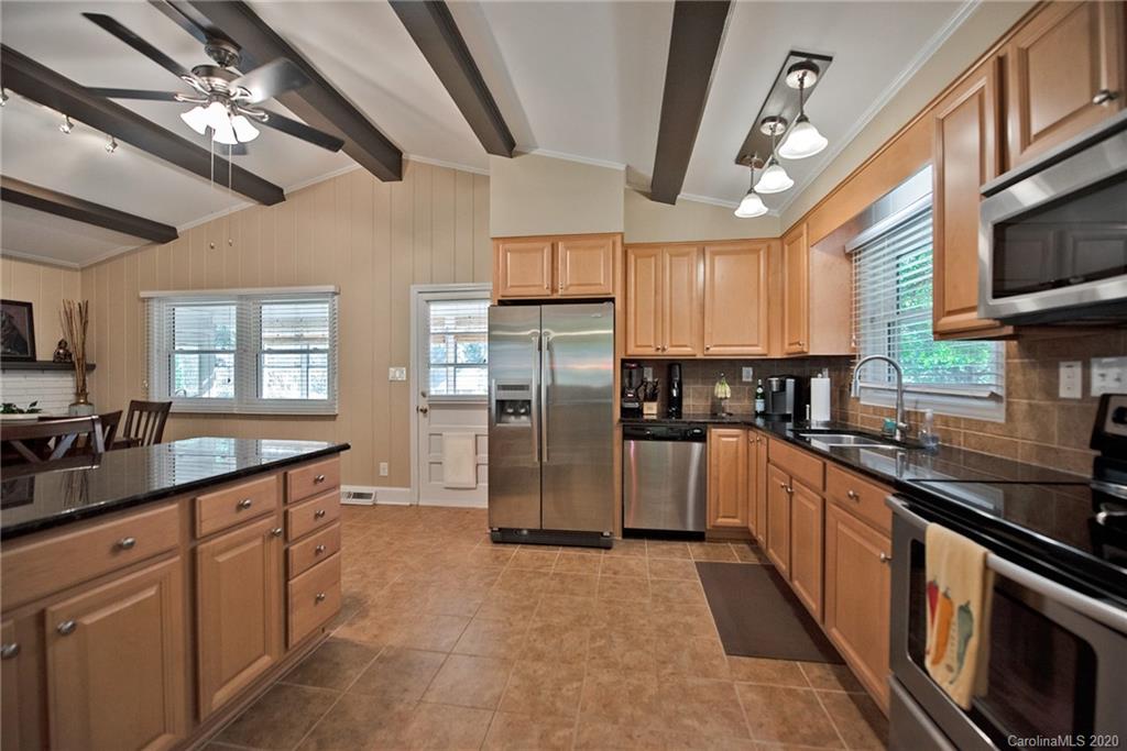 947 Burnley Road Charlotte, NC 28210 - Photo 16 of 38 Gallery Image 16