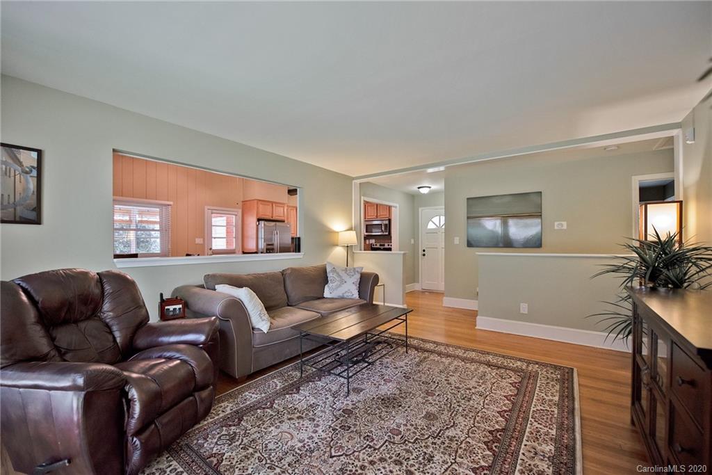 947 Burnley Road Charlotte, NC 28210 - Photo 10 of 38 Gallery Image 10