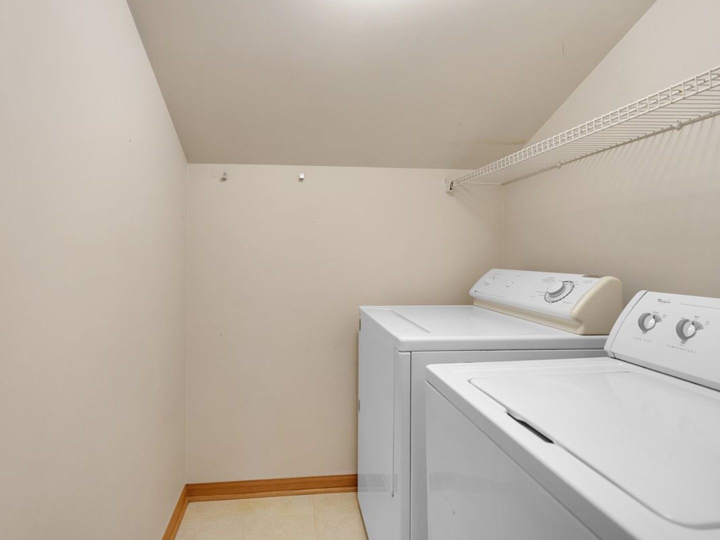 10089 Thornton Way Huntley, IL 60142 - Photo 12 of 16 a utility room with dryer and washer