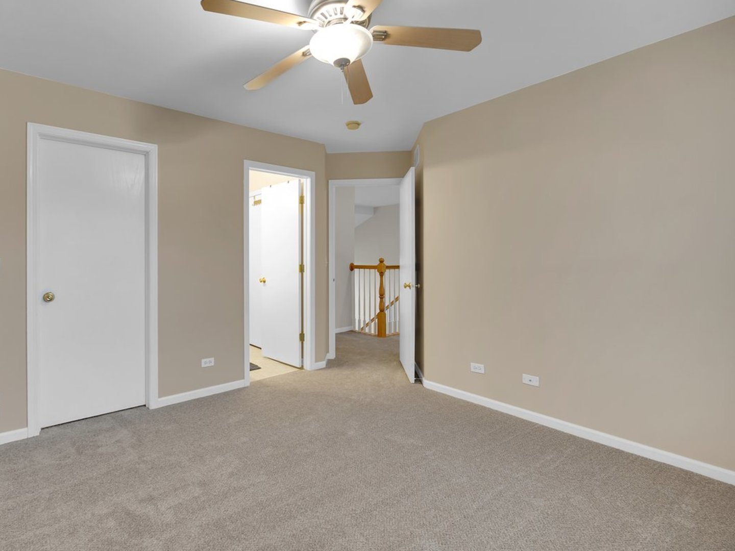 10089 Thornton Way Huntley, IL 60142 - Photo 7 of 16 a view of empty room with window