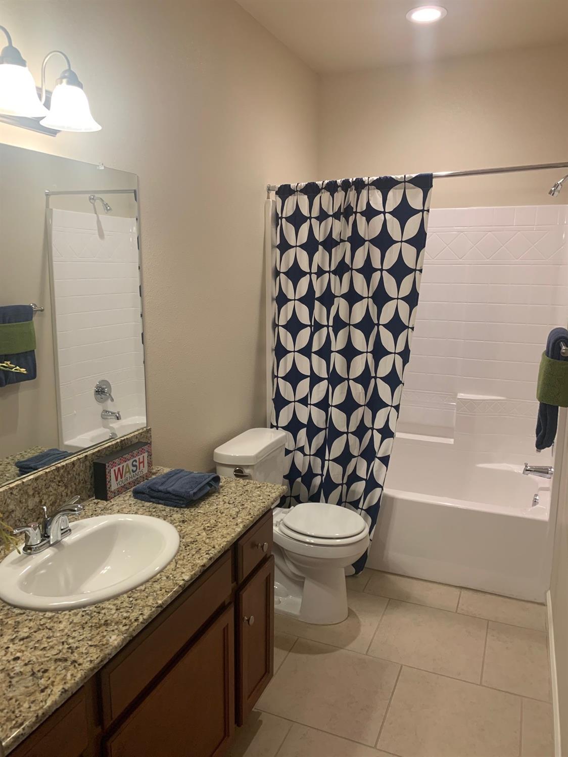 3862 Buckingham Avenue Clovis, CA 93619 - Photo 21 of 26