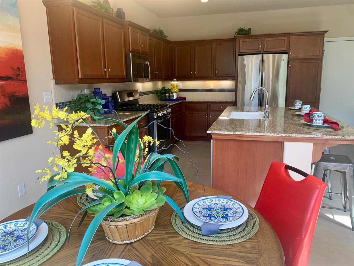 3862 Buckingham Avenue Clovis, CA 93619 - Photo 6 of 26