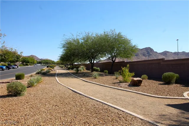 $1,789 | 1591 Buffalo Brubaker Lane, Unit 103, Henderson, NV 89002