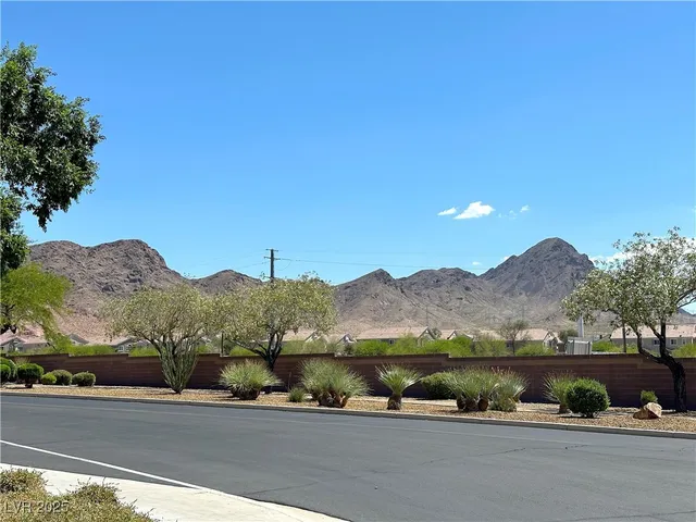 $1,789 | 1591 Buffalo Brubaker Lane, Unit 103, Henderson, NV 89002