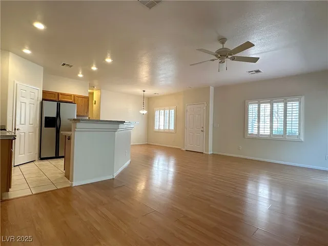 $1,789 | 1591 Buffalo Brubaker Lane, Unit 103, Henderson, NV 89002