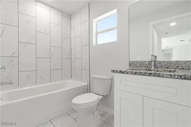 $2,300 | 8022 Melody Circle, LaBelle, FL 33935