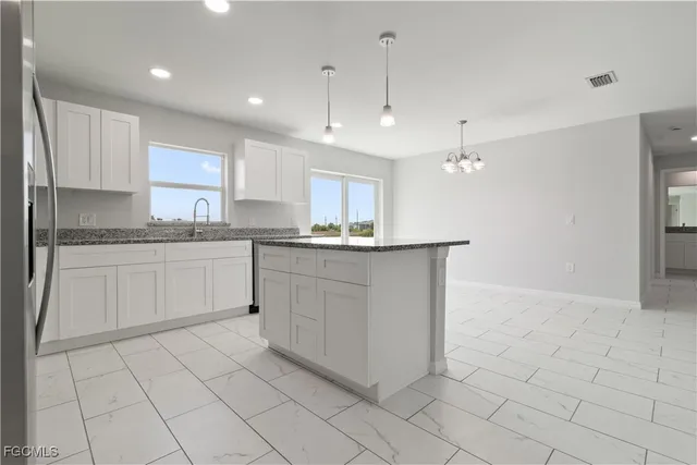 $2,300 | 8022 Melody Circle, LaBelle, FL 33935