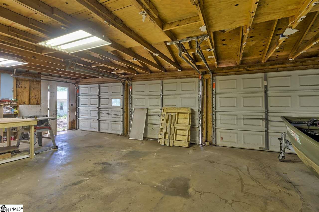 9 Spring Street Greenville, SC 29605 - Photo 14 of 18