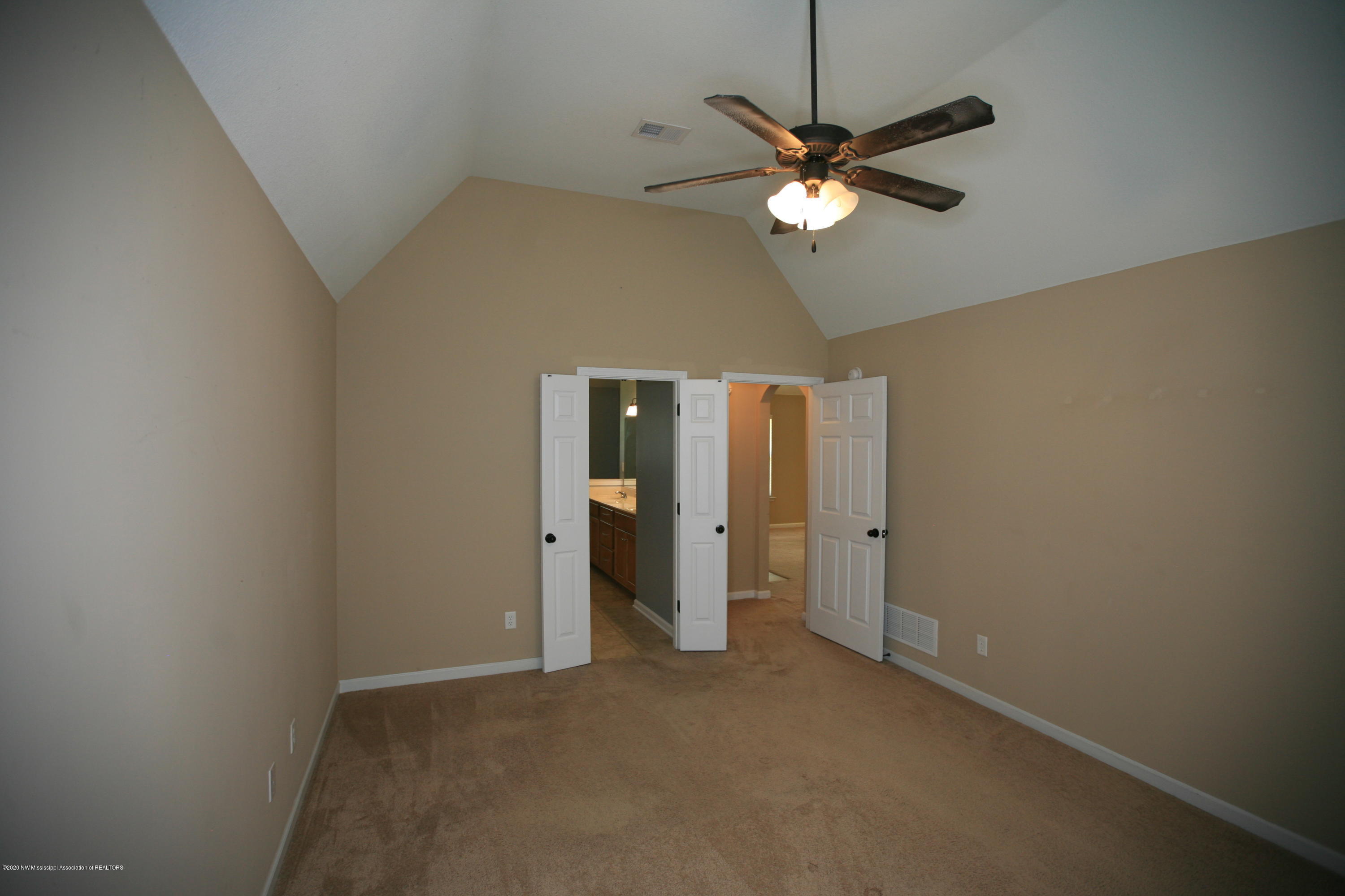 3023 Logan's Loop Hernando, MS 38632 - Photo 8 of 16 master bedroom ll