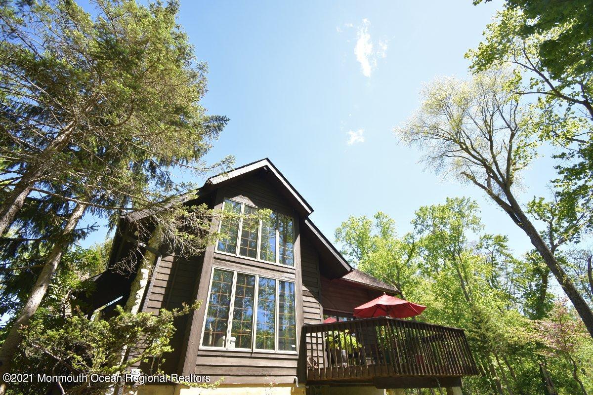 54 Brookside Road Millstone Township, NJ 08510 - Photo 1 of 1 DSC_0391