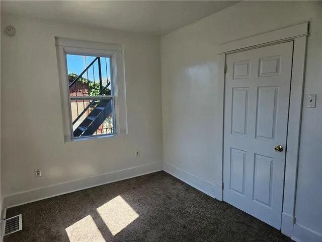 $1,000 | 1310 Brinton Avenue, Unit 1, Braddock, PA 15104