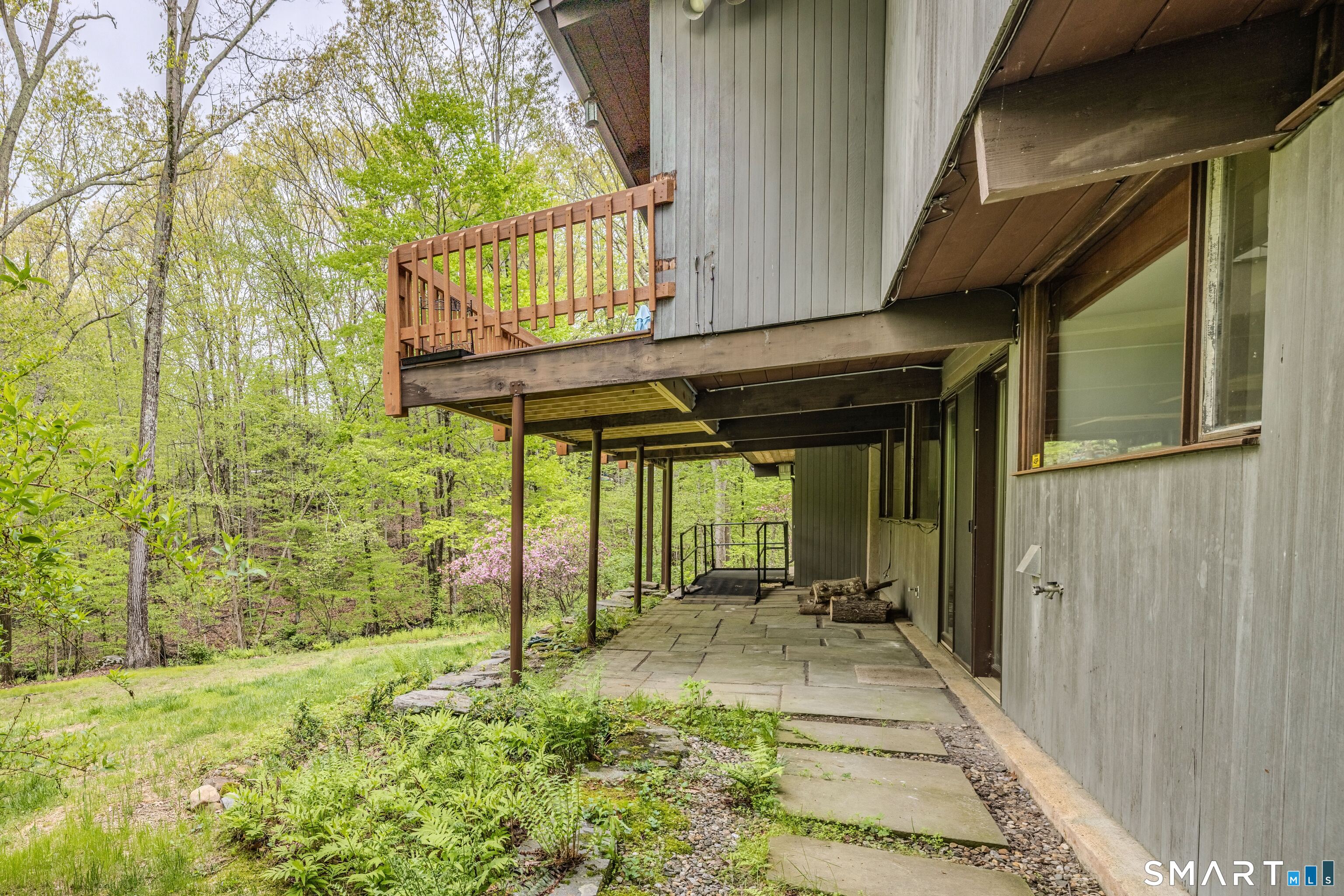 88 Hillyndale Road Mansfield, CT 06268 - Photo 36 of 40