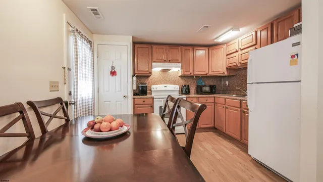 $1,500,000 | 2399 South Main Road, Vineland, NJ 08361