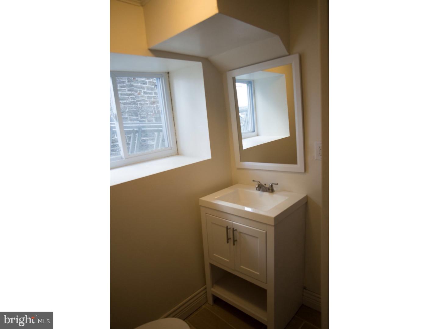 918 East Rittenhouse Street Philadelphia, PA 19138 - Photo 16 of 21 Bathroom