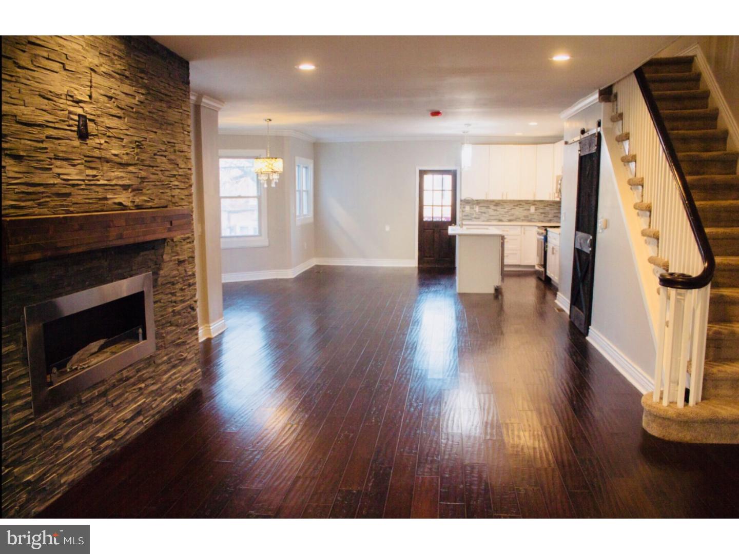 918 East Rittenhouse Street Philadelphia, PA 19138 - Photo 9 of 21 Living Room