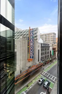 $925,000 | 580 Washington Street, Unit 611, Boston, MA 02111