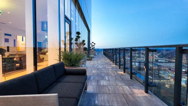 $33,500,000 | 160 2nd Avenue South, Unit 4002, Nashville, TN 37201