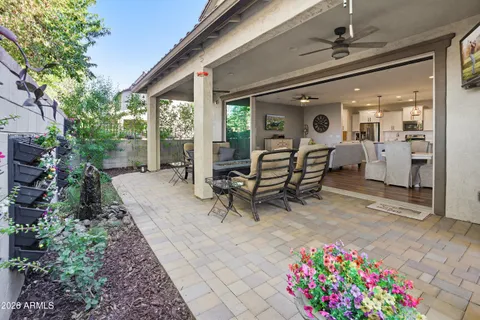 $735,000 | 4660 East Tierra Buena Lane, Phoenix, AZ 85032