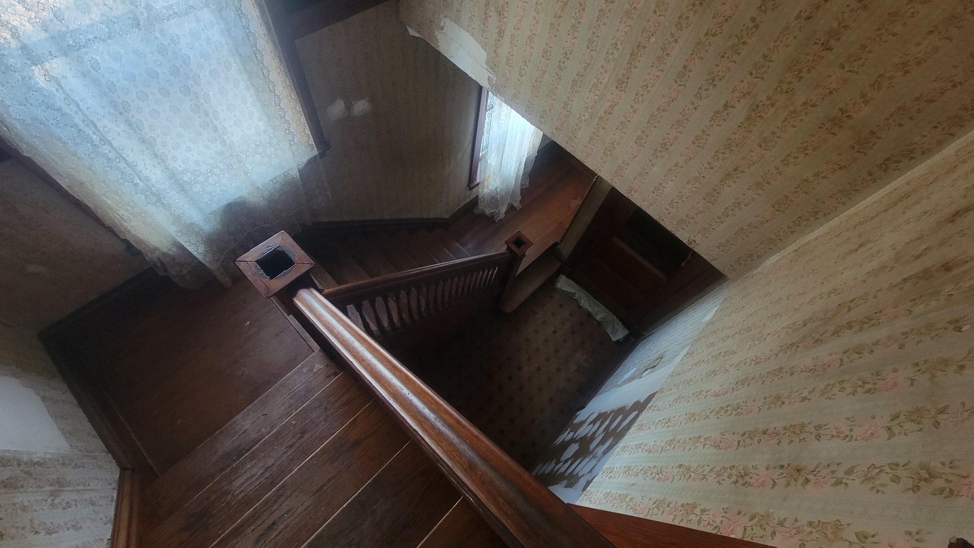 505 Paddock Avenue Ashton, IL 61006 - Photo 20 of 31 a view of entryway