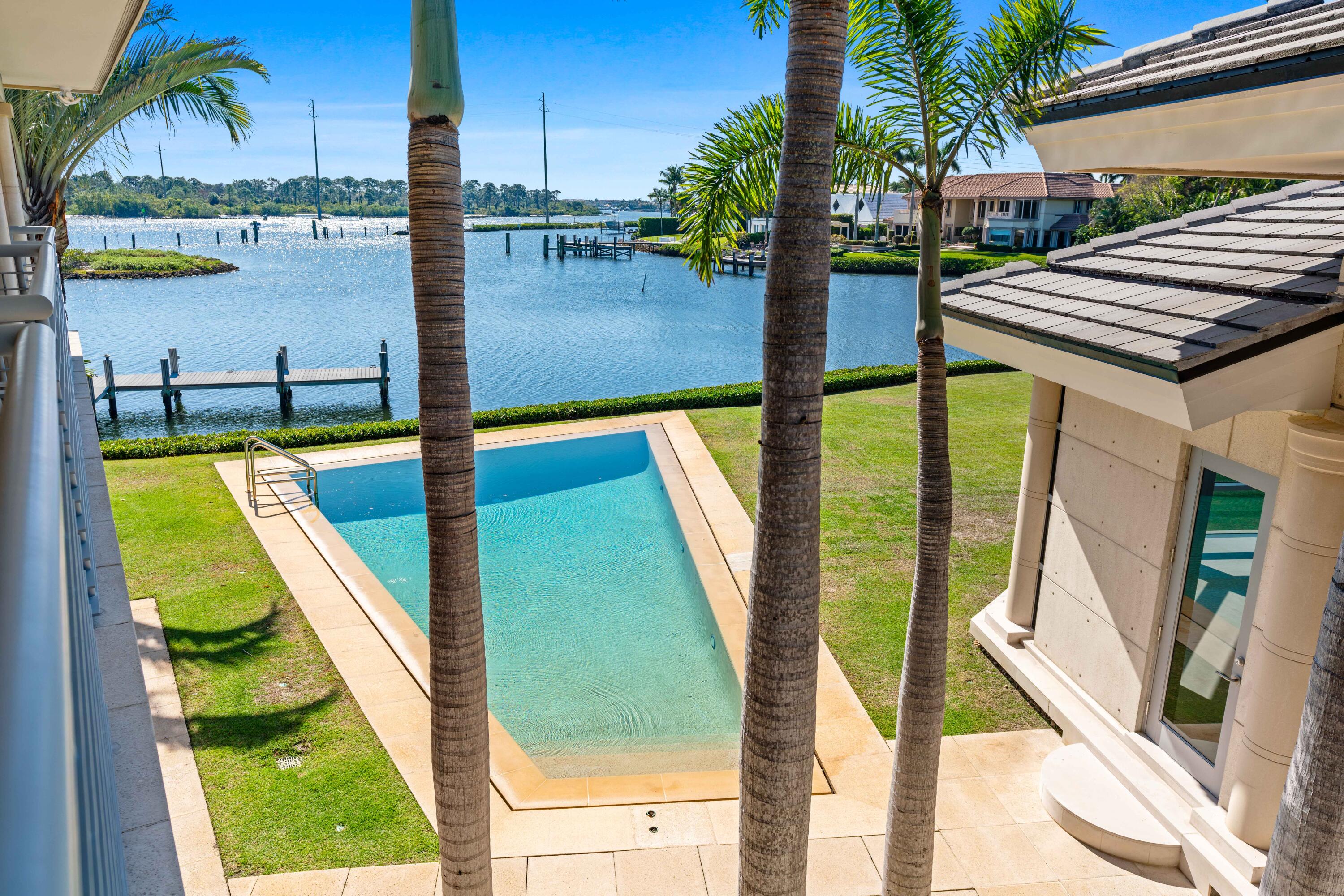 380 Regatta Drive Jupiter, FL 33477 - Photo 22 of 23 Pool & Intracoastal Views