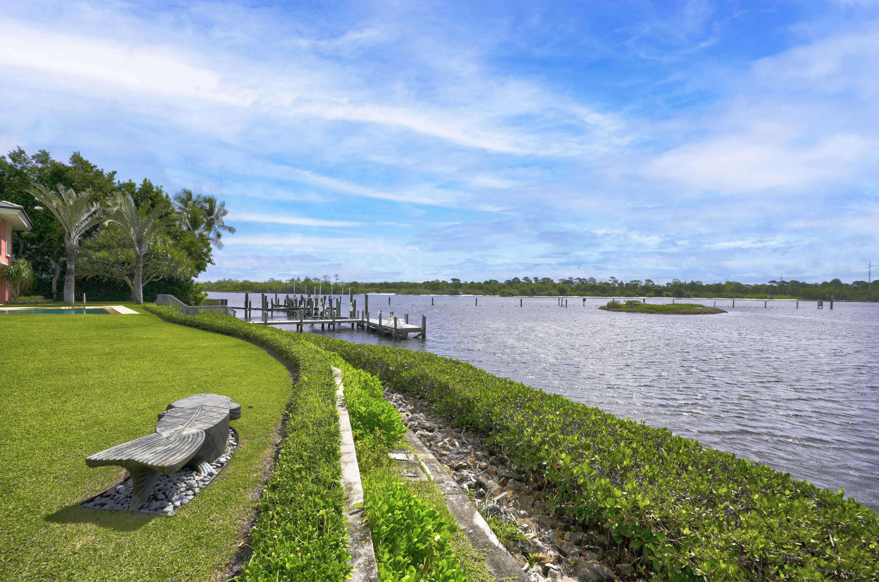 380 Regatta Drive Jupiter, FL 33477 - Photo 7 of 23 Intracoastal View