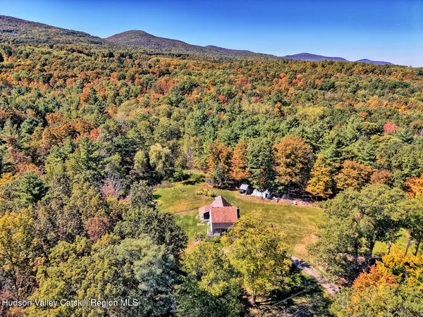 $269,900 | 457 Hervey Street Road, Cornwallville, NY 12418