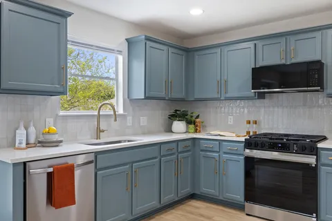 $350,000 | 1305 Tudor House Road, Pflugerville, TX 78660